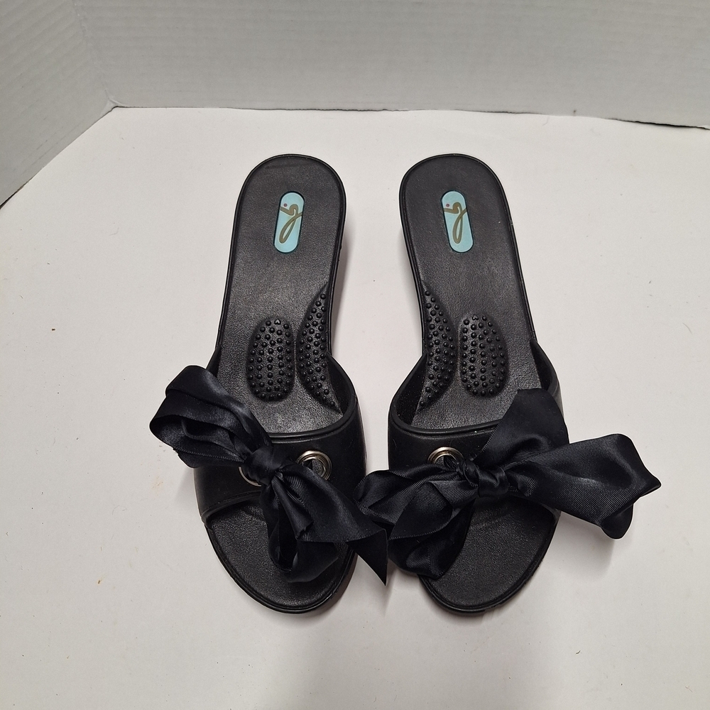 OKA b. Black Women's Sandals with Bow